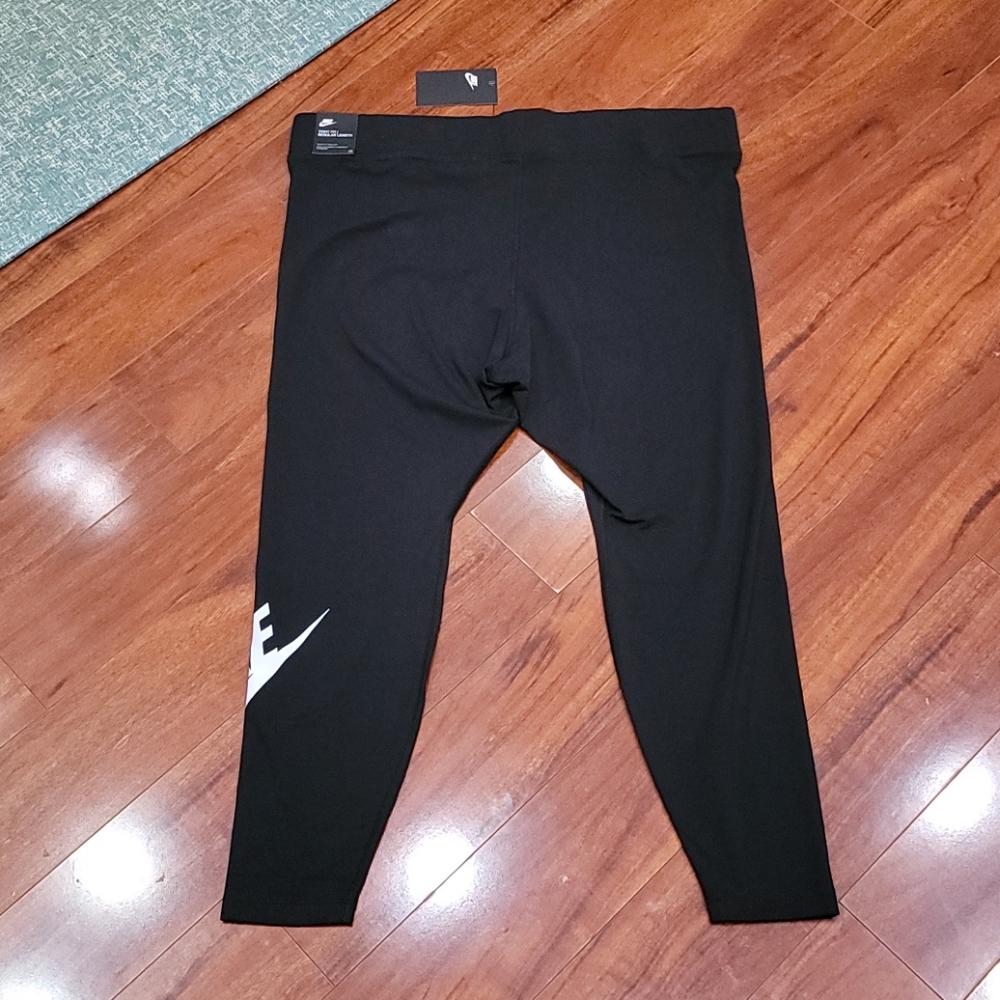 NWT plus size Nike knit leggings - Picture 5 of 9